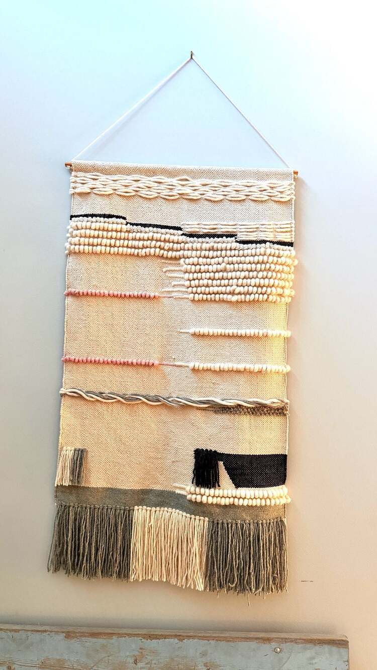 Safavieh Sedona Boho Saraj Woven Wall Art Tapestry Hanging Ivory Grey Pink